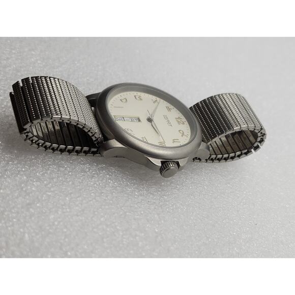 ESPRIT multi language Babylon Babel 6 o'clock day date Silver Stretch Band Watch - Picture 5 of 12